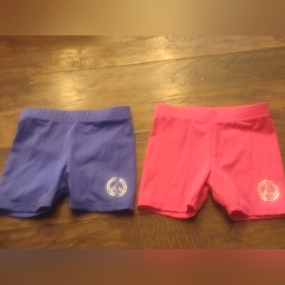 Lucky&Me Kids' Purple and Pink Shorts Size 2/3....
